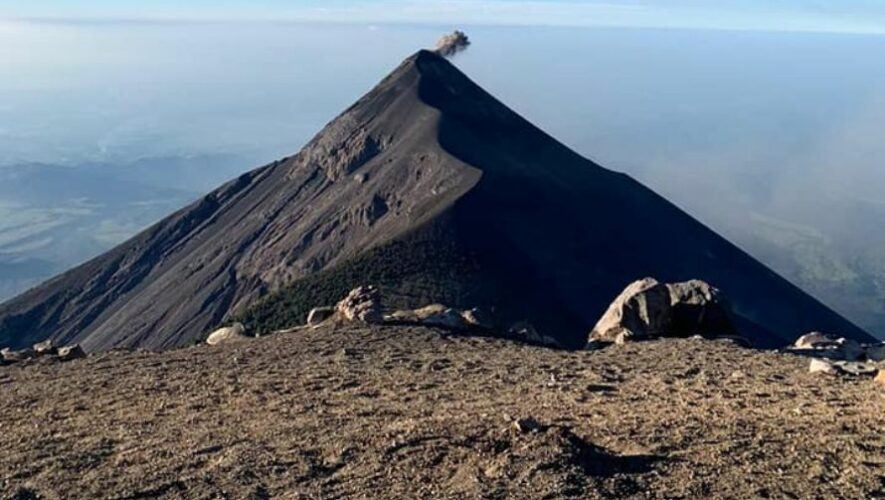 Ascenso a los volcanes de Fuego y Acatenango | Abril 2023