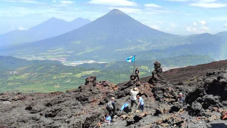 Ascenso al volc&aacute;n de Pacaya | Abril 2023