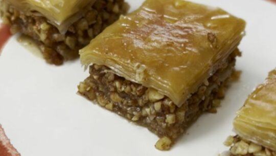 Cocina paso a paso con Mirciny Moliviatis Cocina Griega Episodio 4