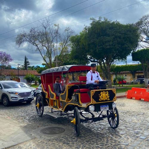 carruajes eléctricos en Antigua Guatemala 2023