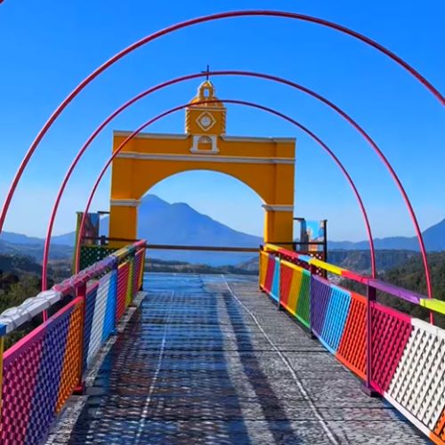 mirador inspirado en la Antigua Guatemala