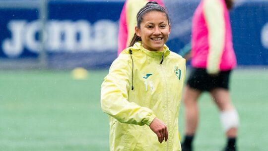 Diario AS entrevistó a Andrea Álvarez para destacar su aventura en España