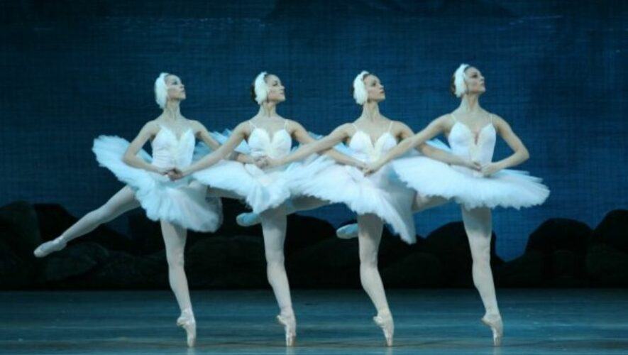 El lago de los cines por el Ballet Cl&aacute;sico de San Petersburgo en Guatemala | Mayo 2023