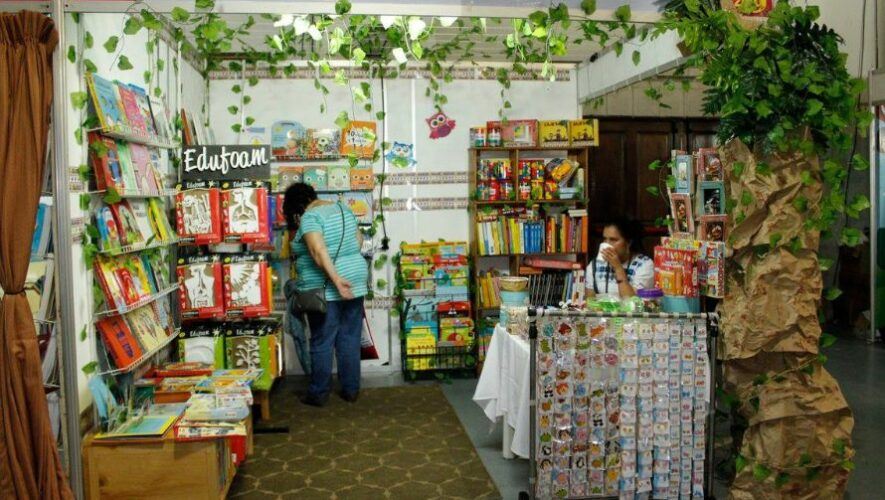 &laquo;Libro al Viento, encuentro cultural&raquo;, feria del libro en Retalhuleu | Abril 2023