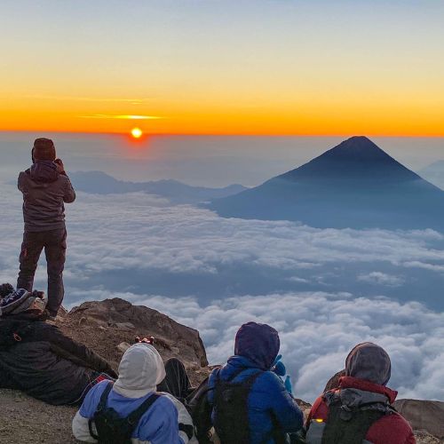 Registro digital del ingreso al volcán Acatenango