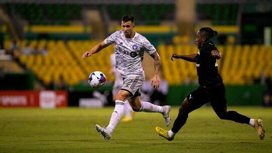 ¿Quién es Aaron Herrera, el futbolista que jugaría la Copa Oro 2023 con Guatemala