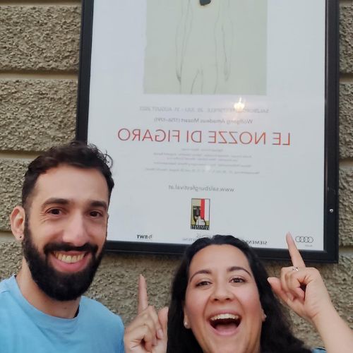 Adriana González fue destacada en la portada de la revista internacional OPER!