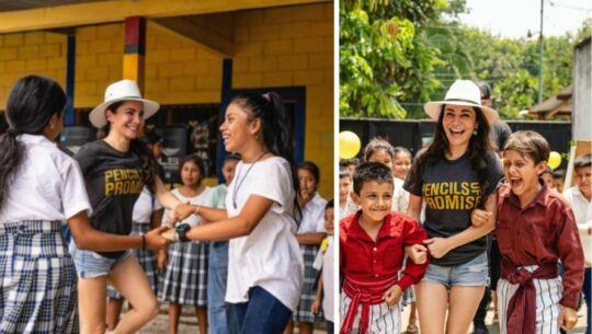 La actriz mexicana Martha Higareda visitó una escuela de Sacatepéquez, junio 2023
