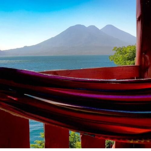 MAYA MOON LODGE