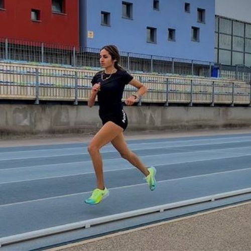 viviana aroche 10k vintage run 1