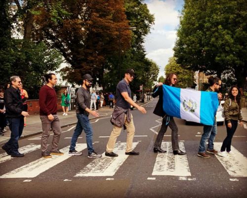 Un poco más sobre The Tefeatles, banda guatemalteca