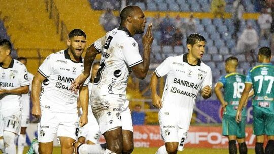 Hora y dónde ver en vivo el juego Comunicaciones vs Real España, Copa Centroamericana 2023