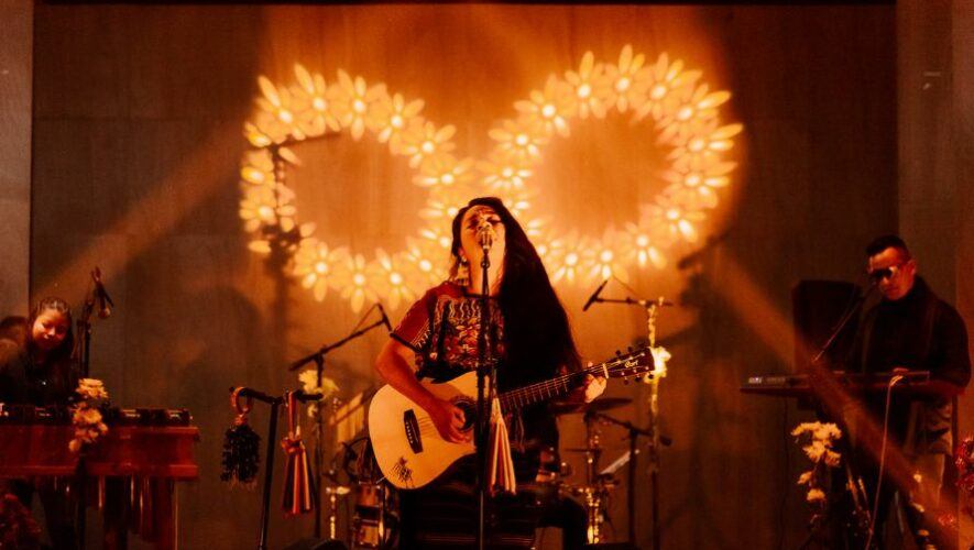Sara Curruchich anunció una gira acústica en Guatemala, agosto 2023