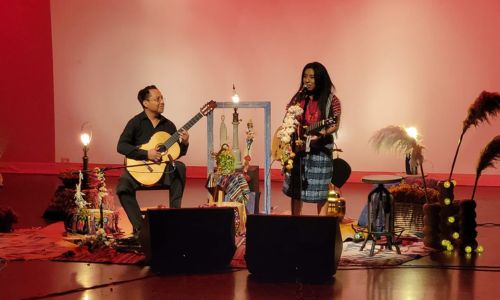 Concierto acústico de Sara Curruchich y Luis Quixtán en Ciudad Guatemala 2023