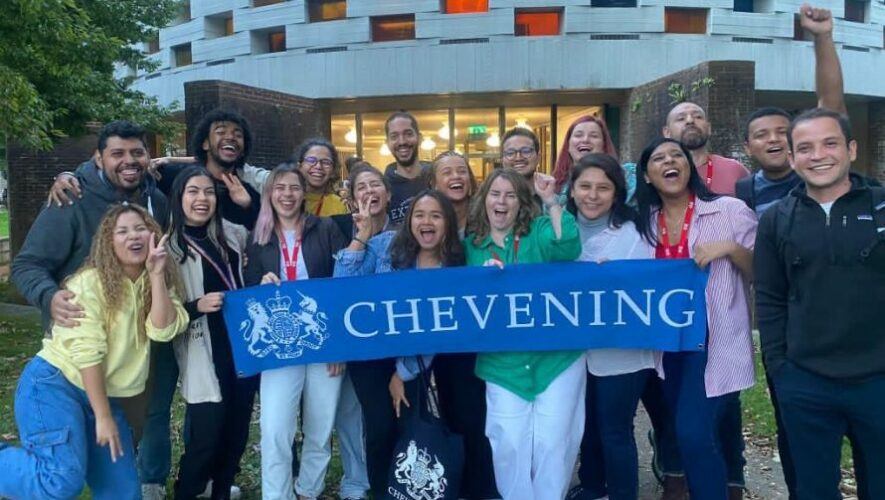 Charla informativa sobre becas Chevening para estudiar en Reino Unido | Octubre 2023