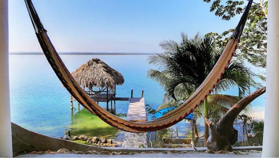 Un Airbnb en Petén para hospedarse frente al lago Petén Itzá