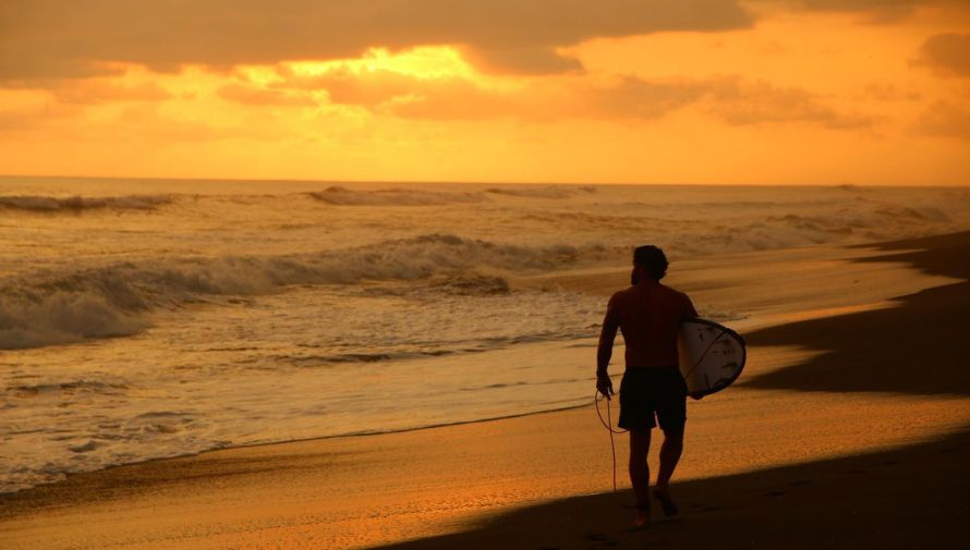 Actividades que se pueden realizar en playa El Paredón, Sipacate