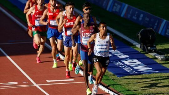 Alberto González conquistó el bronce en los 10000m de Juegos Panamericanos Santiago 2023 (1)