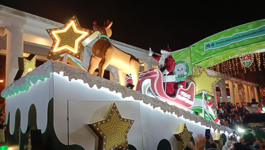Desfile Navideño de Carrozas de la Municipalidad de Guatemala Ciudad