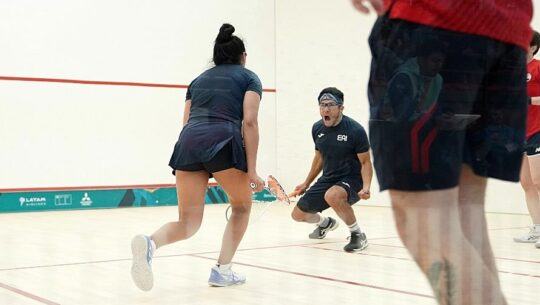 Tabita Gaitán y Luis Quisquinay ganaron bronce en squash, Juegos Panamericanos Santiago 2023