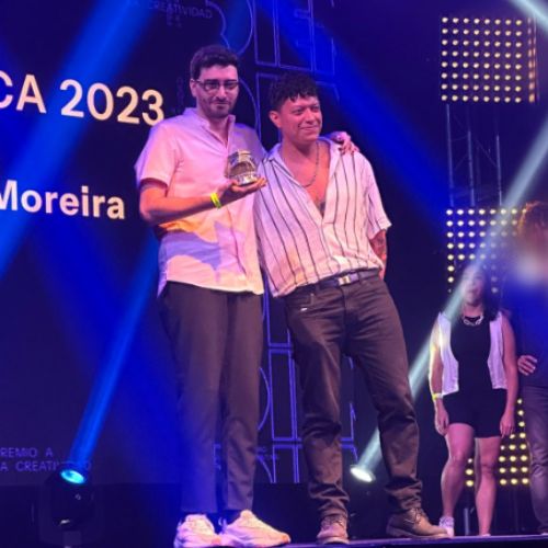 El creativo guatemalteco Haroldo Moreira fue reconocido con el premio Jóvenes Talentos del Círculo de Creatividad Argentina
