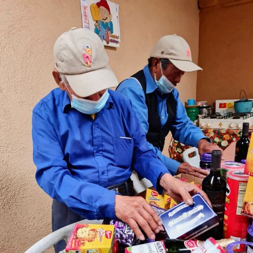 Las canastas navideñas de los Abuelitos Heladeros 2023