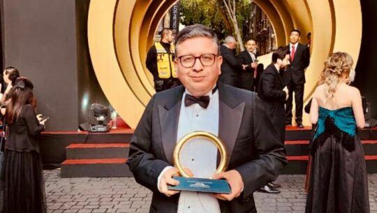 Roberto Estrada ganó el premio a Mejor composición original para un musical en Los Metro GNP 2023