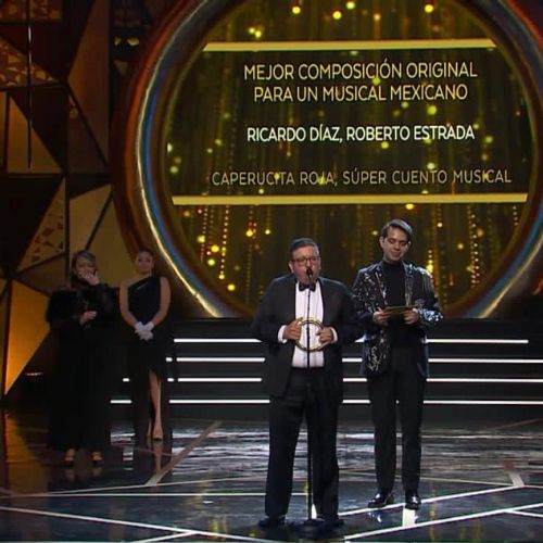 Roberto Estrada ganó el premio a Mejor composición original para un musical en Los Metro GNP en México