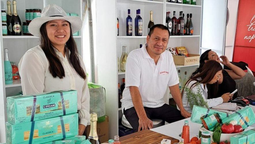 Bazar de emprendedores en Cayibel