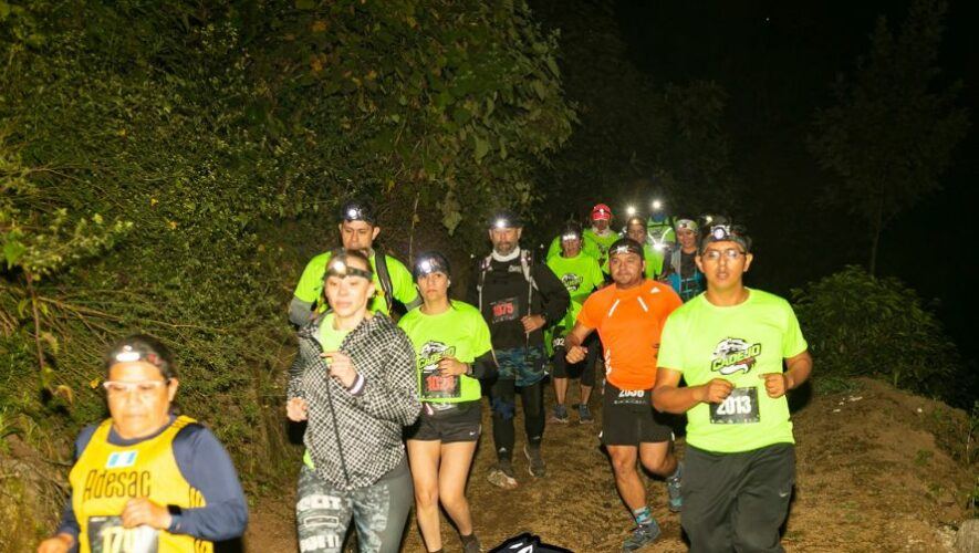El Cadejo Trail Run nocturno 2024 en Antigua Guatemala