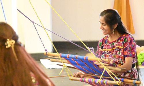 Exposición «Tejer Juntas» Alianza Francesa Guatemala