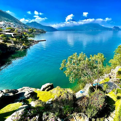Lakeview on the Rocks