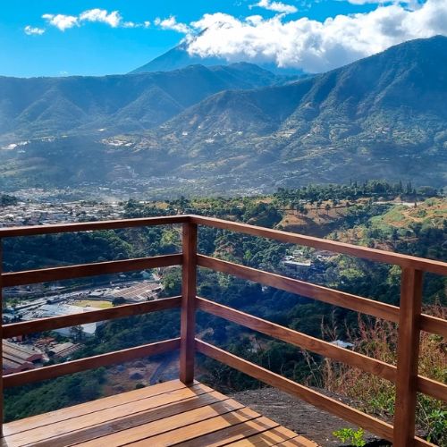 nuevo mirador y área en el Parque Naciones Unidas