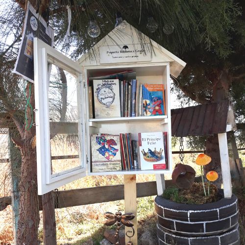 Bibliocasita cantón Juchanep Totonicapán