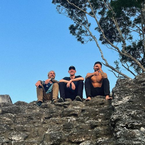Dylan Efron El Mirador