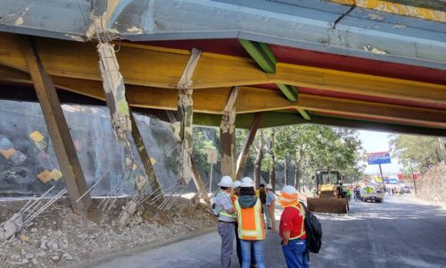 Paso vehicular bajo el Puente Bran zona 3