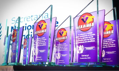 Tercera edición revista Heroínas de la Ciencia Guatemala