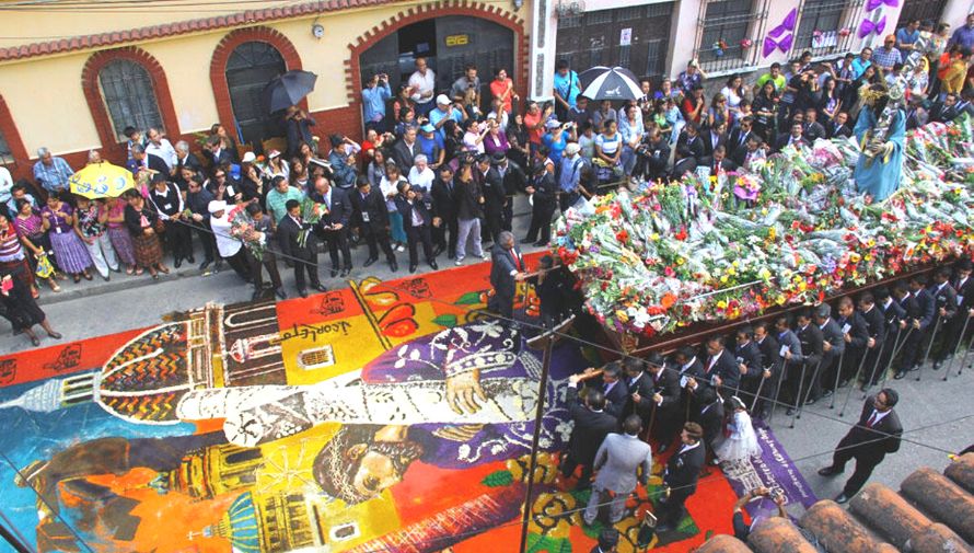 Colectivo Chucho Callejero realizará la Alfombra de la Abuelita 2024