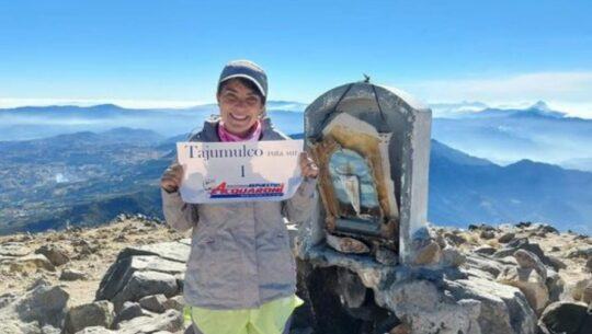 Bárbara Padilla en el Volcán Tajumulco