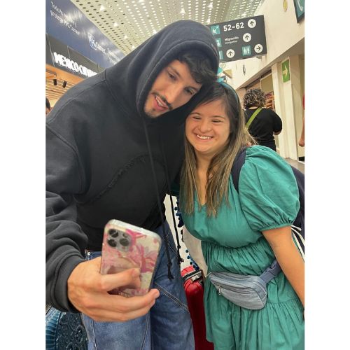Isabella Springmühl y Sebastián Yatra