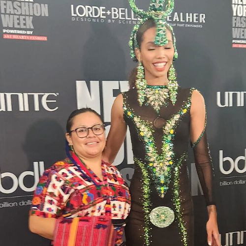 Traje de Santiago Sacatepéquez Semana de la Moda Nueva York 2024