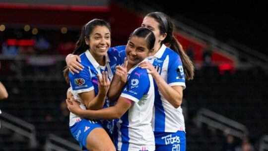 Ana Lucía Martínez jugadora de alto rendimiento