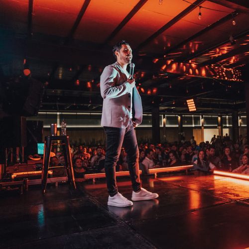 Amado's 90's Tour show de stand up Guatemala 2024