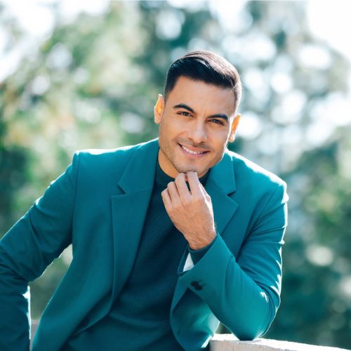 Carlos Rivera en concierto en Guatemala