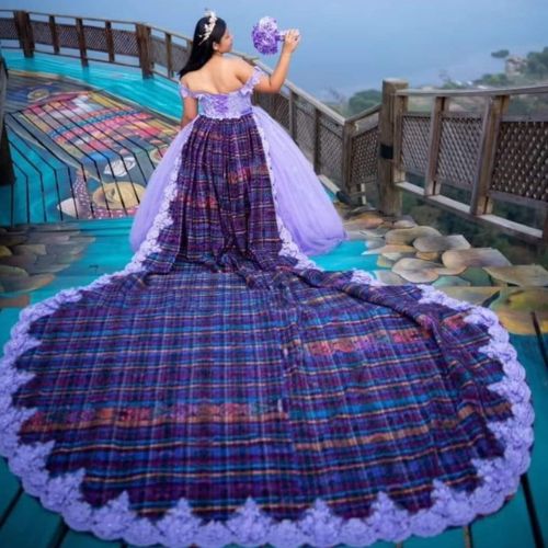 Quinceañera guatemalteca sorprendió por hacer un vestido con tela típica 