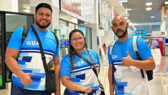 Gilberto Lemus y Scarleth Ucelo