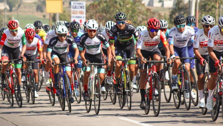 pelotón de ciclistas
