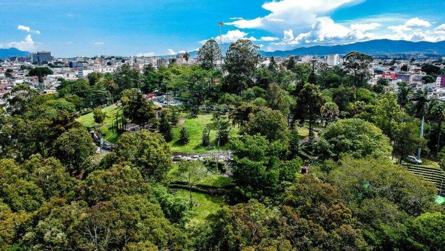 Cine al aire libre en el Cerrito del Carmen este 2024