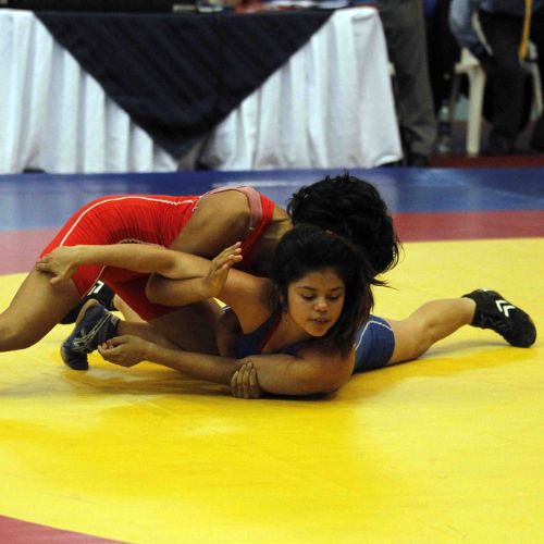 Luchadoras en la Copa Pat Shaw