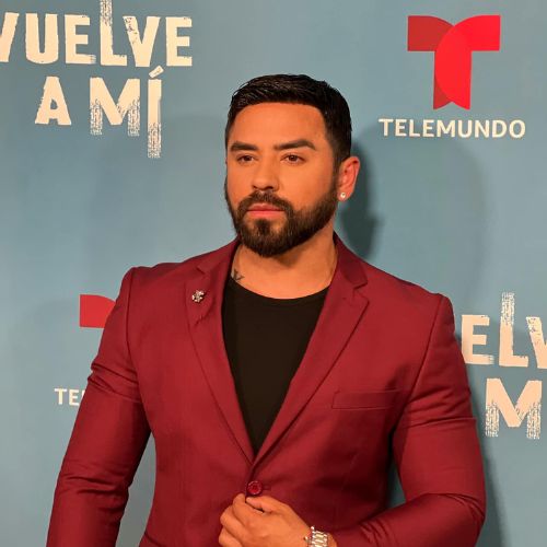 Guatemalteco Víctor Urrutia conducirá un programa en Telemundo